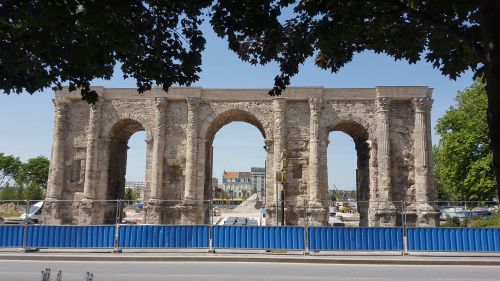 Porte de Mars, Reims, 2019, source: private photo